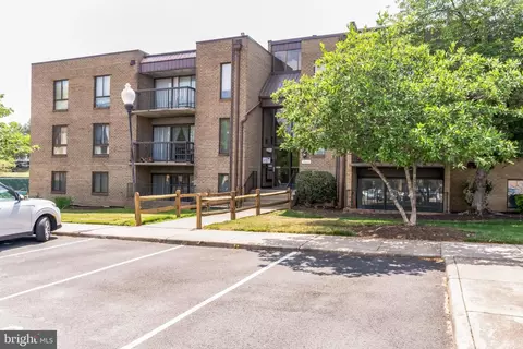 7600 Gales Ct #104, Manassas, VA 20109