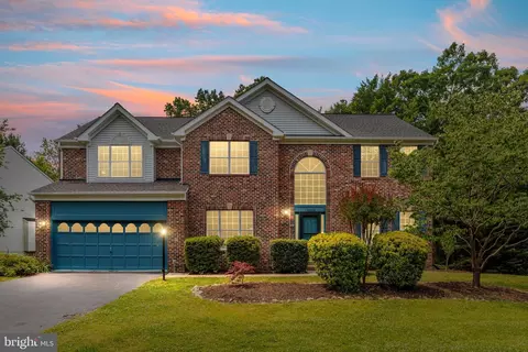 15692 Piedmont Pl, Woodbridge, VA 22193