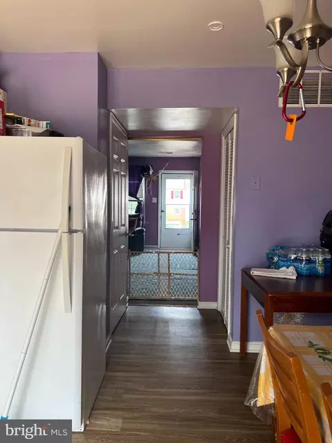 7617 Stuart Ct, Manassas, VA 20111 photo 2
