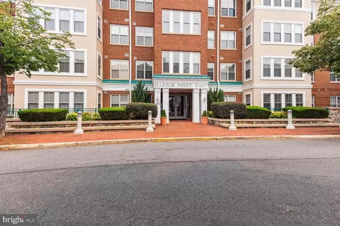 440 Belmont Bay Dr #203, Woodbridge, VA 22191
