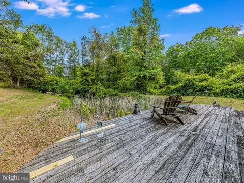 18201 Joplin Rd, Triangle, VA 22172 photo 3
