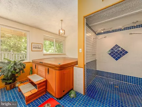 18201 Joplin Rd, Triangle, VA 22172 photo 11