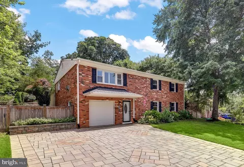 2203 Jib Ln, Woodbridge, VA 22192