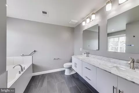 18542 Quantico Gateway Dr, Triangle, VA 22172 photo 31