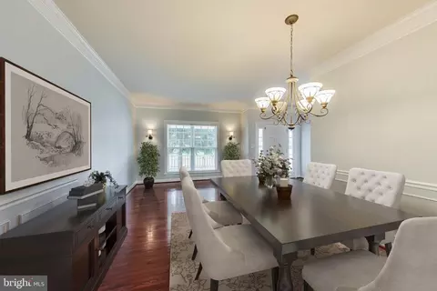 18542 Quantico Gateway Dr, Triangle, VA 22172 photo 3