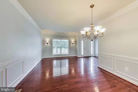 18542 Quantico Gateway Dr, Triangle, VA 22172 photo 18