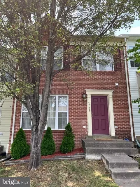 15742 London Pl, Dumfries, VA 22025