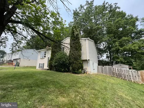 14371 Springbrook Ct, Woodbridge, VA 22193