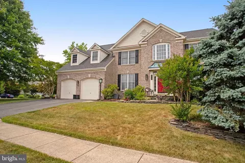 13568 Wembley Loop, Bristow, VA 20136 photo 2