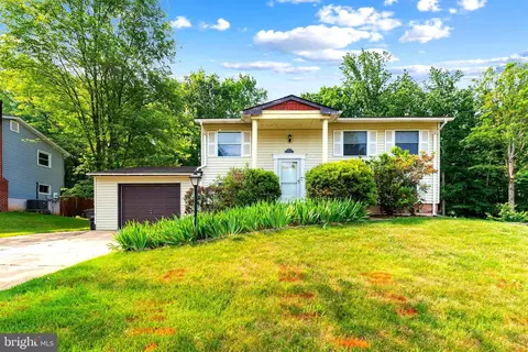 13035 Kingswell Dr, Woodbridge, VA 22193