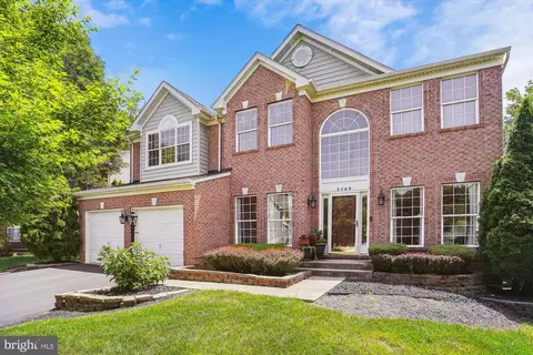3709 Katie Pl, Triangle, VA 22172