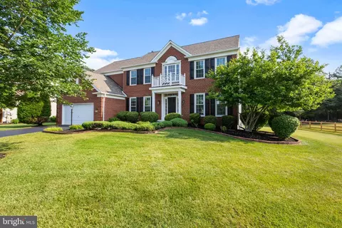 5901 Wandering Run Ct, Haymarket, VA 20169