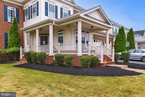 11713 Robert E Lee Dr, Bristow, VA 20136 photo 3