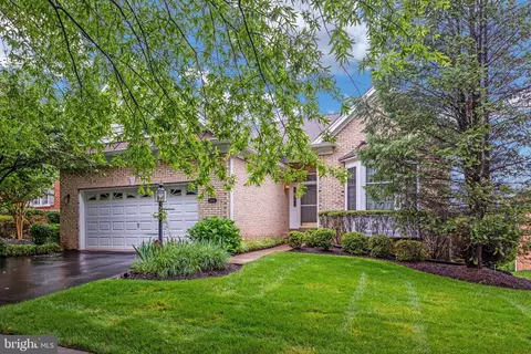 5441 Rodriquez Ln, Haymarket, VA 20169