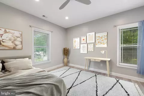 7330 Carver Rd, Gainesville, VA 20155 photo 17