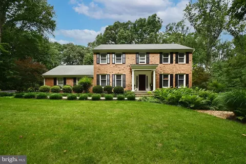 13044 Bateman Ct, Woodbridge, VA 22192