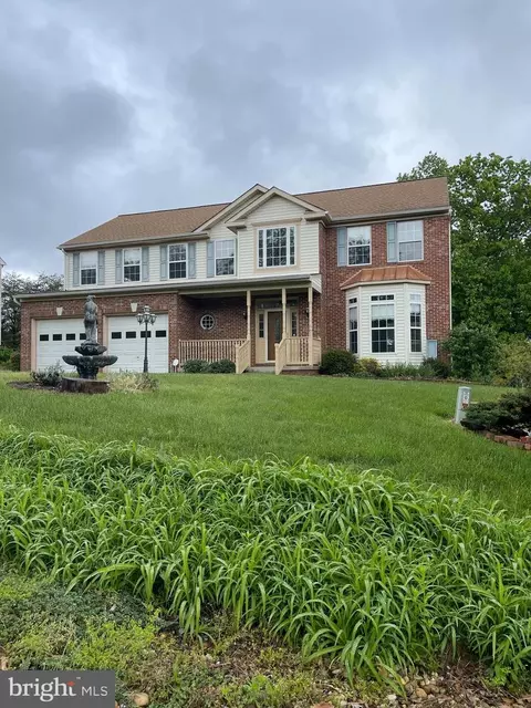 13529 Persian Ct, Woodbridge, VA 22193
