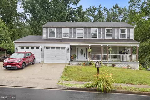 4051 Tarpon Ln, Woodbridge, VA 22193