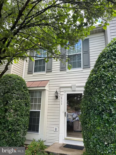 1711 Vonnies View Ct, Woodbridge, VA 22192