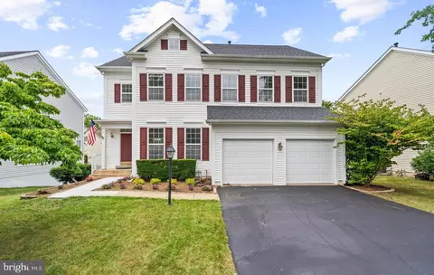 9758 Runner Stone Pl, Bristow, VA 20136