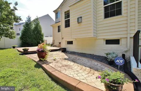 3208 Lost Pond Ct, Triangle, VA 22172 photo 25