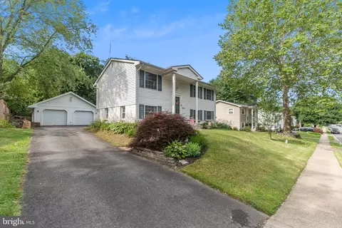 4203 Hemingway Dr, Woodbridge, VA 22193
