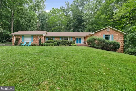 13387 Marie Dr, Manassas, VA 20112