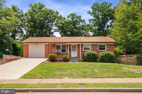 14220 Bismark Ave, Woodbridge, VA 22193
