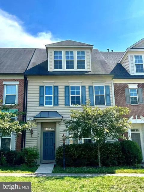 9090 Ribbon Falls Loop, Bristow, VA 20136