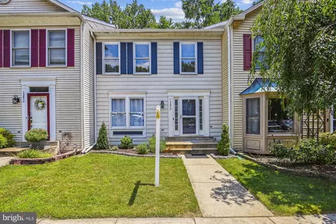 12875 Misty Ln, Woodbridge, VA 22192