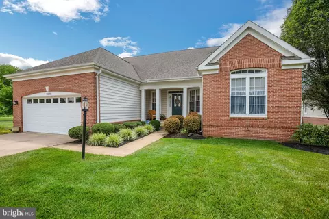 6273 Settlers Trail Pl, Gainesville, VA 20155