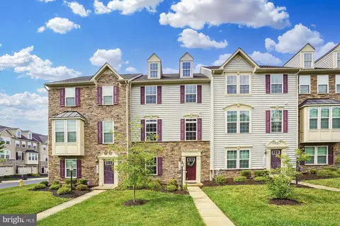 13579 Handel Pl, Gainesville, VA 20155