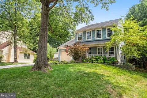 12241 Arabian Pl, Woodbridge, VA 22192