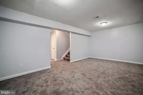 3668 Wharf Ln, Triangle, VA 22172 photo 21
