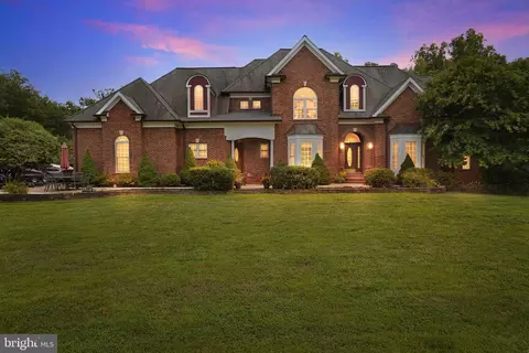 12345 Meadowland Ln, Nokesville, VA 20181