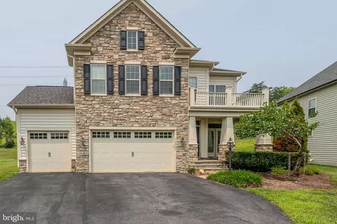 16300 Jetty Loop, Woodbridge, VA 22191