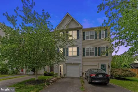 13518 Grouserun Ln, Bristow, VA 20136