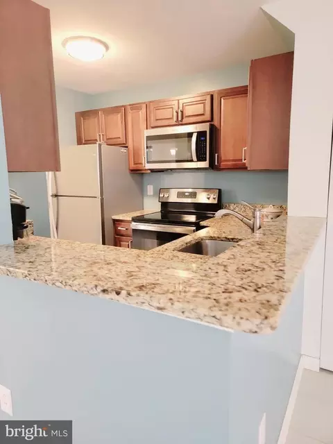 10907 Postern Ct, Manassas, VA 20109 photo 9