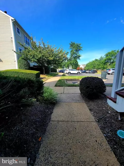 10907 Postern Ct, Manassas, VA 20109 photo 3