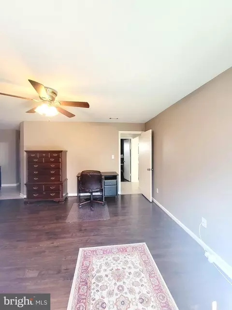 10907 Postern Ct, Manassas, VA 20109 photo 18