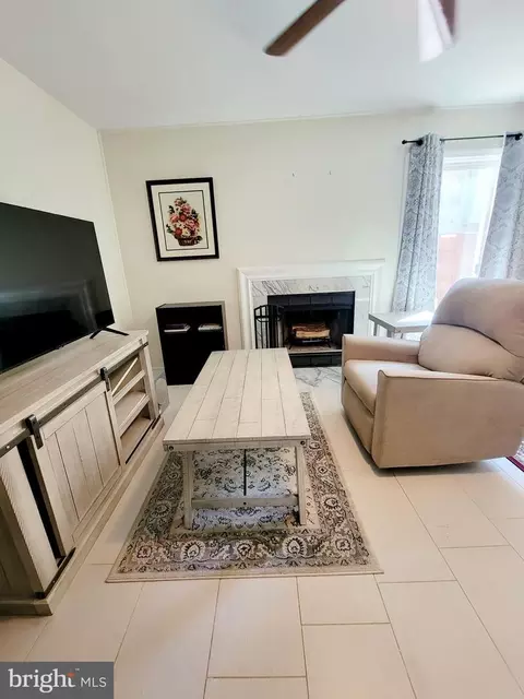10907 Postern Ct, Manassas, VA 20109 photo 12