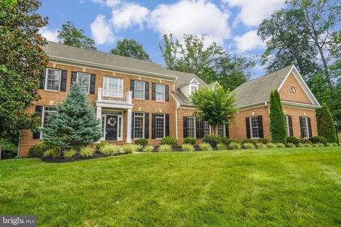 11405 Garsdale Pl, Woodbridge, VA 22192