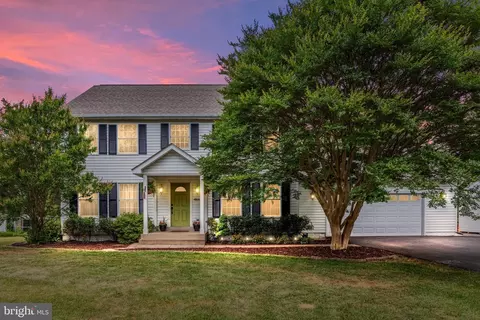 4380 Snow Hill Dr, Gainesville, VA 20155