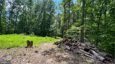 9001 French Ford Dr, Nokesville, VA 20181