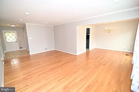 7518 Todd Pl, Manassas, VA 20109 photo 18