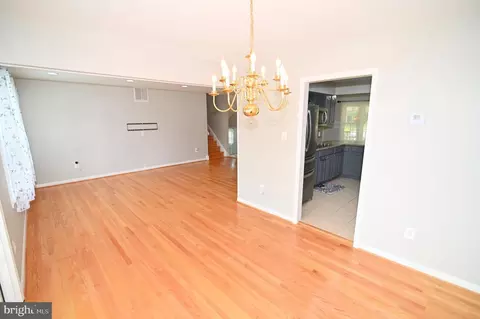 7518 Todd Pl, Manassas, VA 20109 photo 16