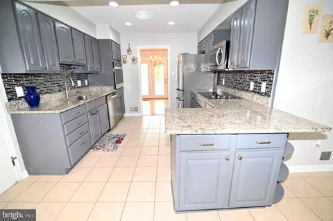 7518 Todd Pl, Manassas, VA 20109 photo 7
