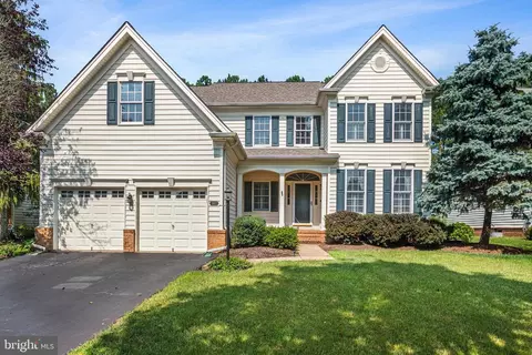 5652 Shoal Creek Dr, Haymarket, VA 20169