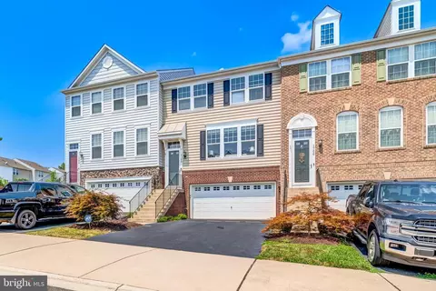 1768 Swinksville Ct, Woodbridge, VA 22191