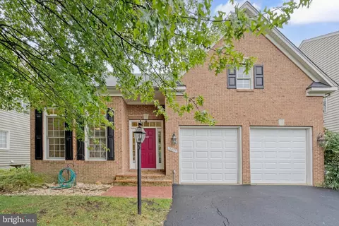 13077 Taverner Loop, Woodbridge, VA 22192